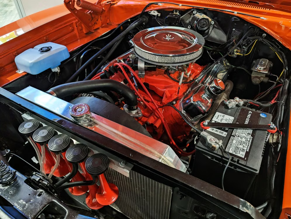 Compartimento do motor para diagnóstico elétrico (imagem ilustrativa)